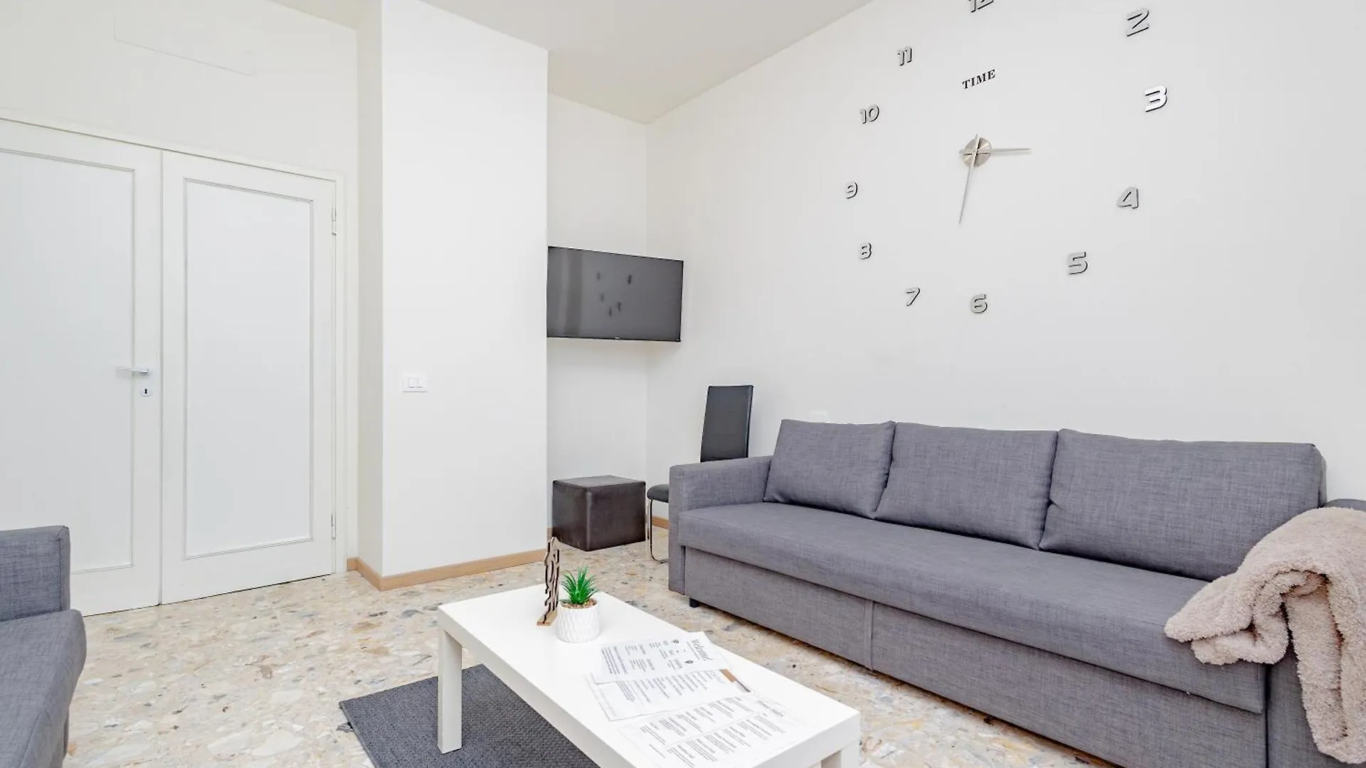 Golden House Apartment Bergamo 0*,  Italy