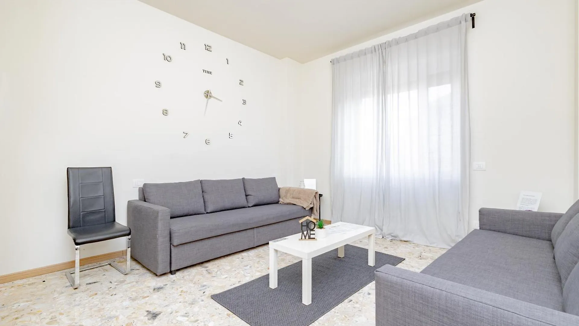 Golden House Apartment Bergamo 0*,