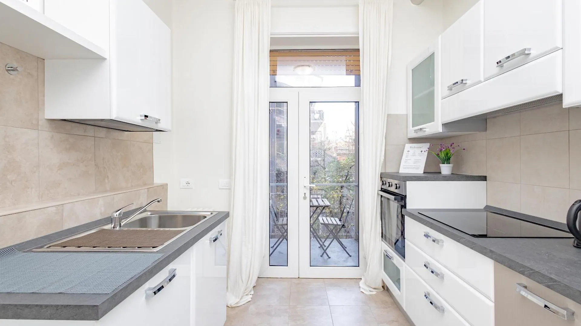 Golden House Apartment Bergamo Italy