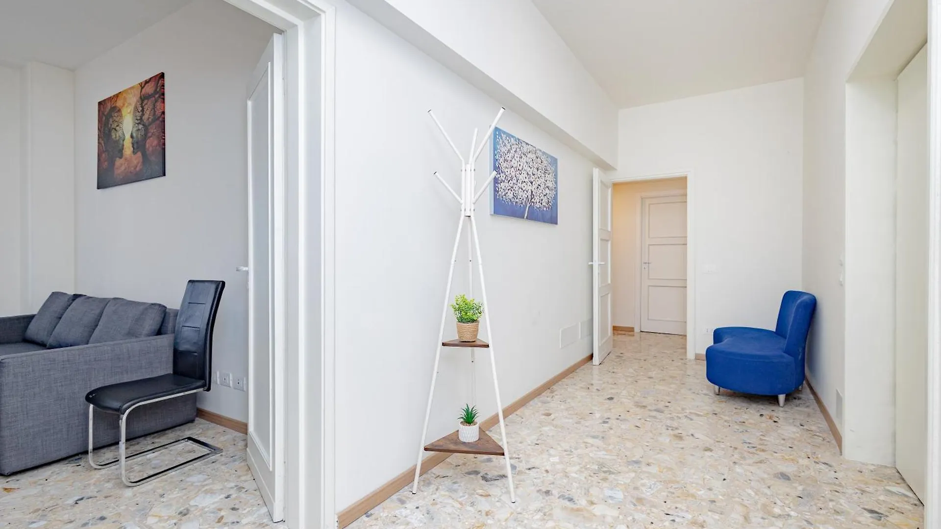 Golden House Apartment Bergamo Italy