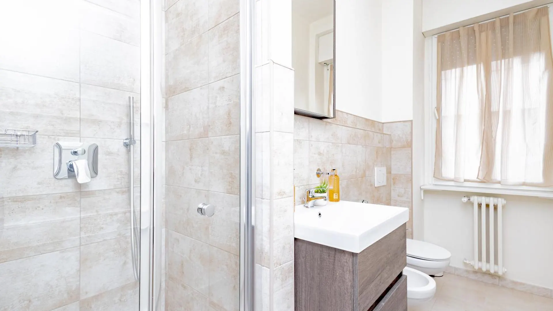 Golden House Apartment Bergamo 0*,